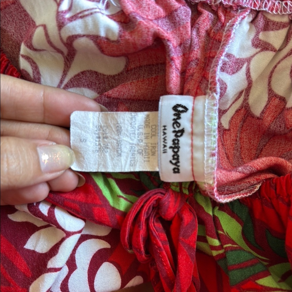 Papaya Red Ruffled Puff Sleeve Blouse - Picture 6 of 6